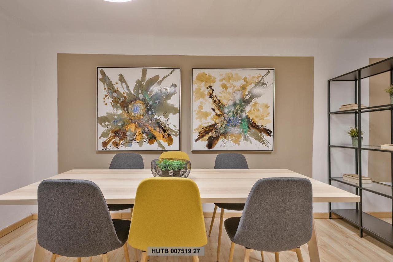 Alcam Office Up Apartment บาร์เซโลนา ภายนอก รูปภาพ